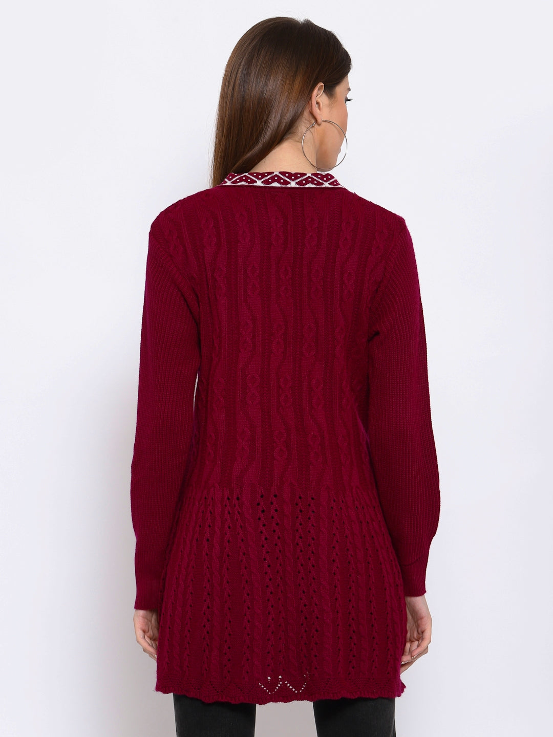Ladies maroon long sweater with contrast collar