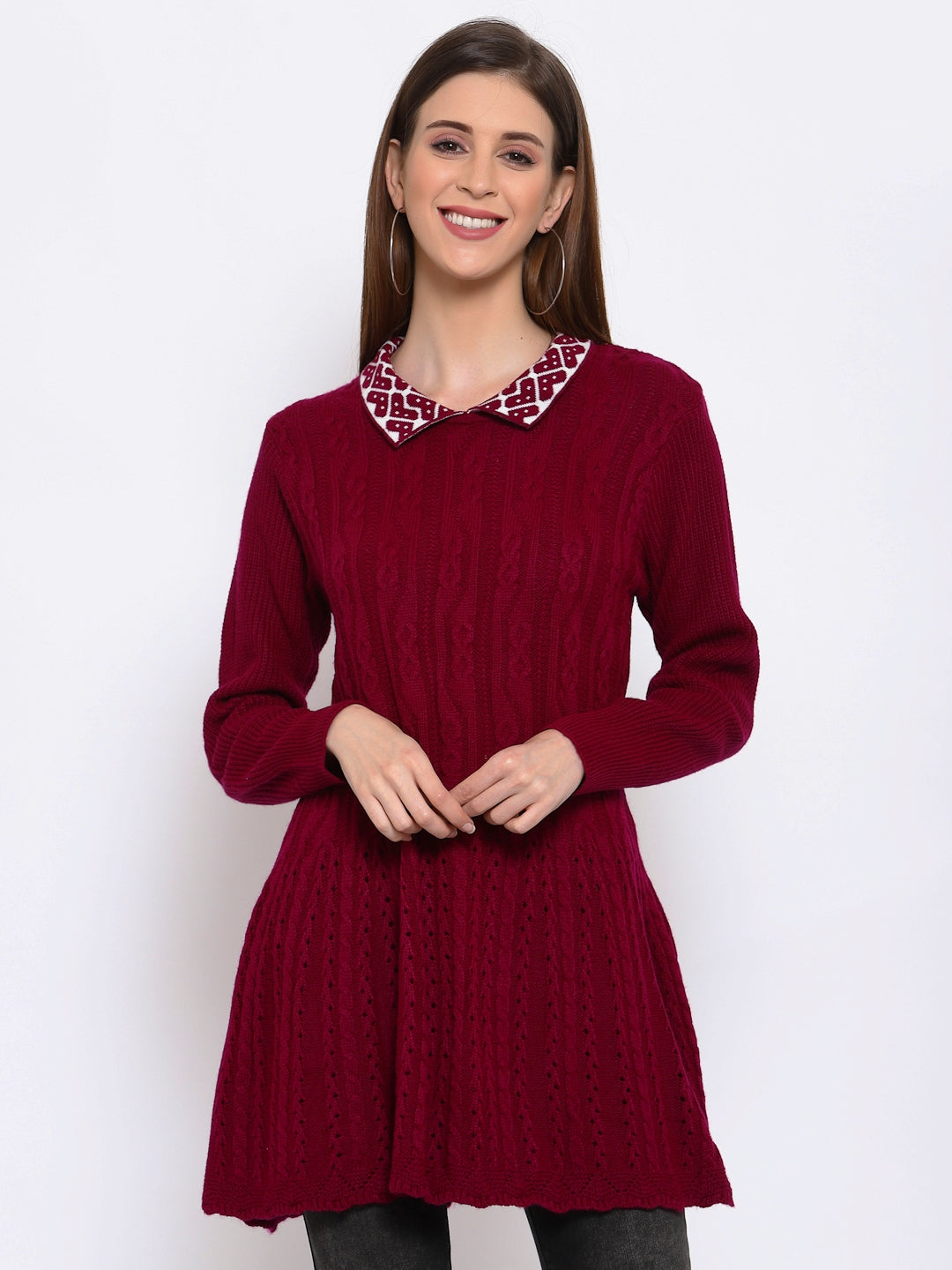 Ladies maroon long sweater with contrast collar