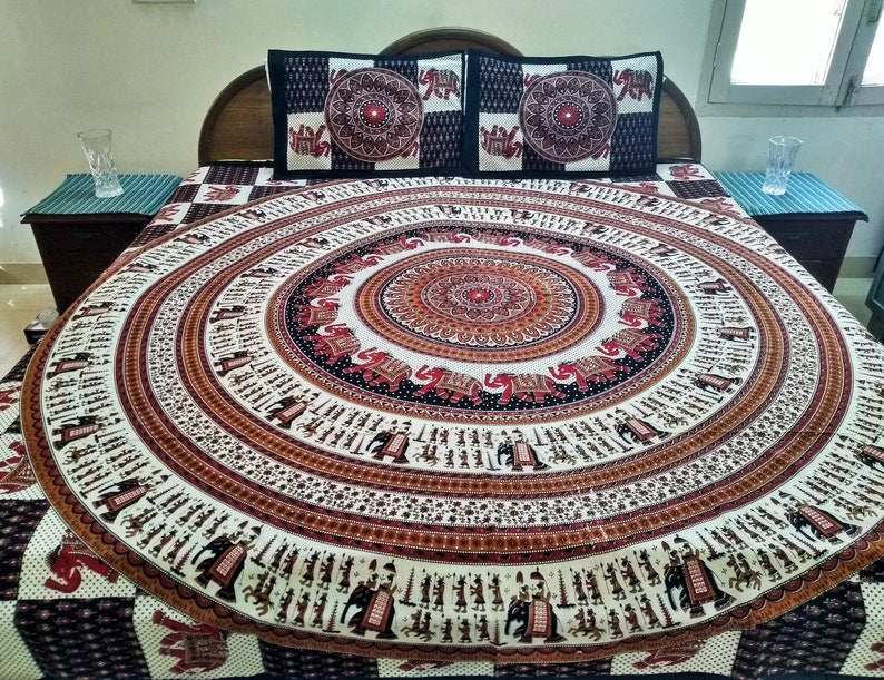 Black Handblock Printed Queen Size Cotton Bedsheet