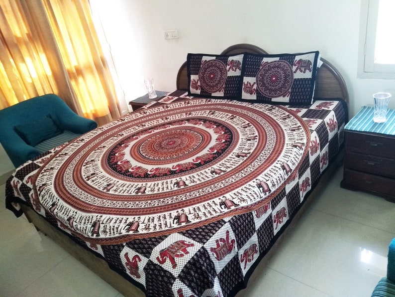 Black Handblock Printed Queen Size Cotton Bedsheet