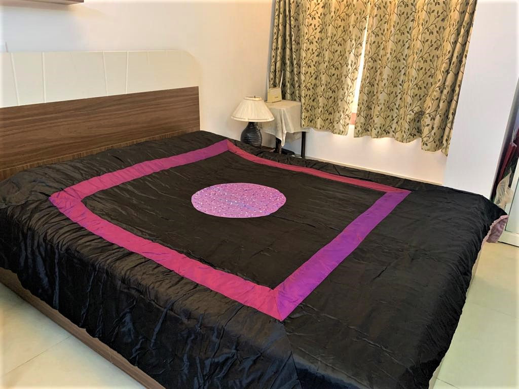 Black Queen Size Satin Quilt / Comforter