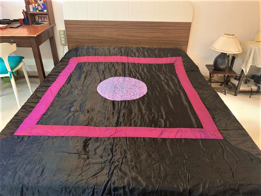 Black Queen Size Satin Quilt / Comforter