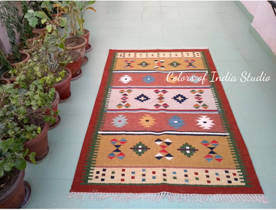 4 Feet X 6 Feet Brown Wool and Cotton Rug / Dhurrie