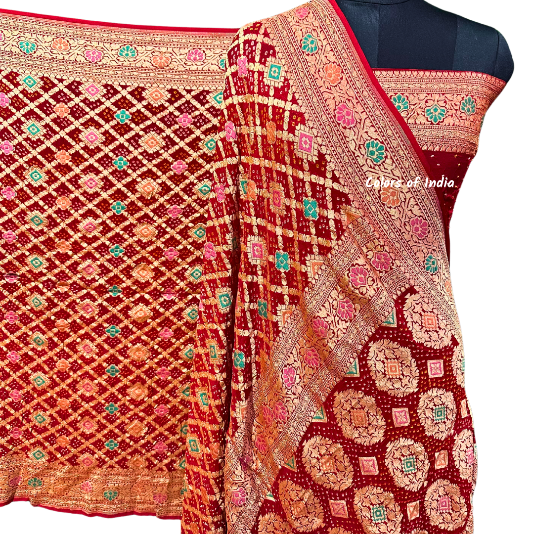 Gorgeous Handwoven Banarasi Saree in Khaddi Georgette - Shop Now with FREE SHIPPING !