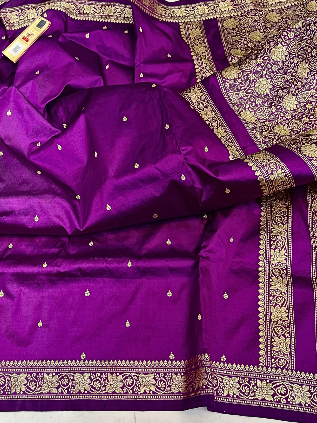 Elegant Katan Silk Banarasi Saree for Weddings and Festive Wear