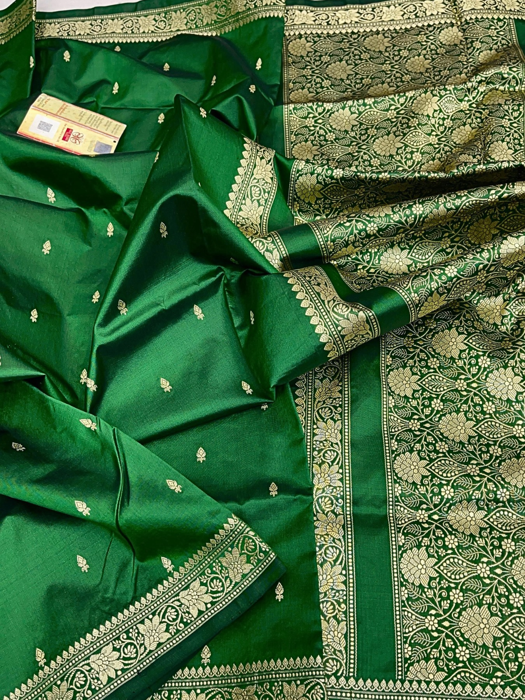 Elegant Katan Silk Banarasi Saree for Weddings and Festive Wear