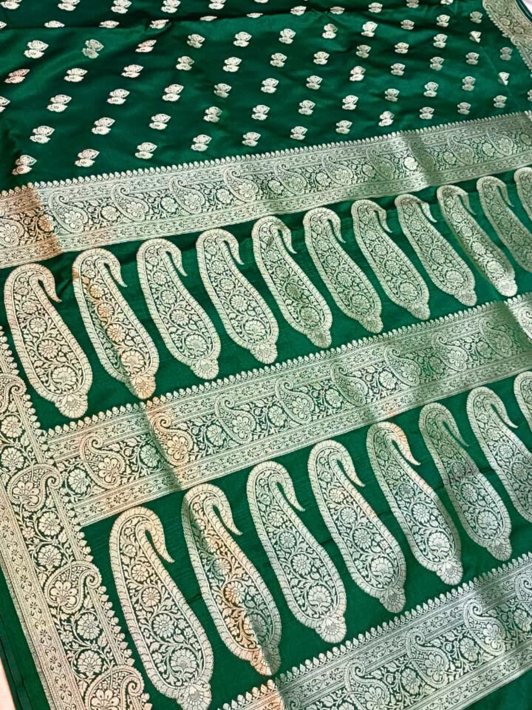 Handwoven Mashru Silk Saree with Heavy Pallu