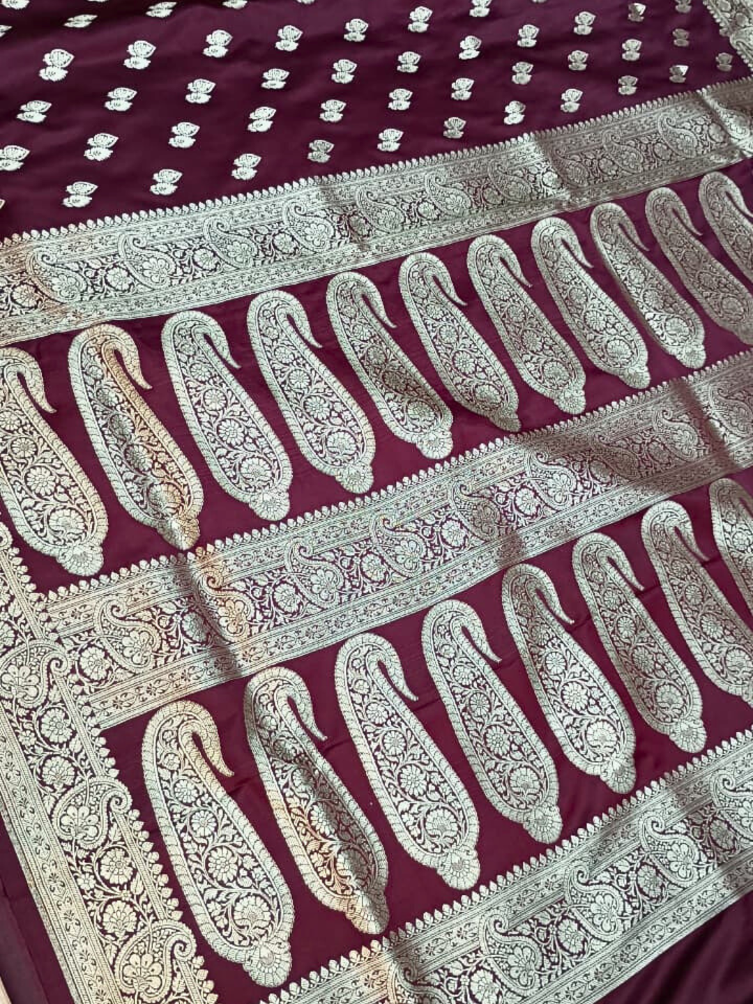 Handwoven Mashru Silk Saree with Heavy Pallu