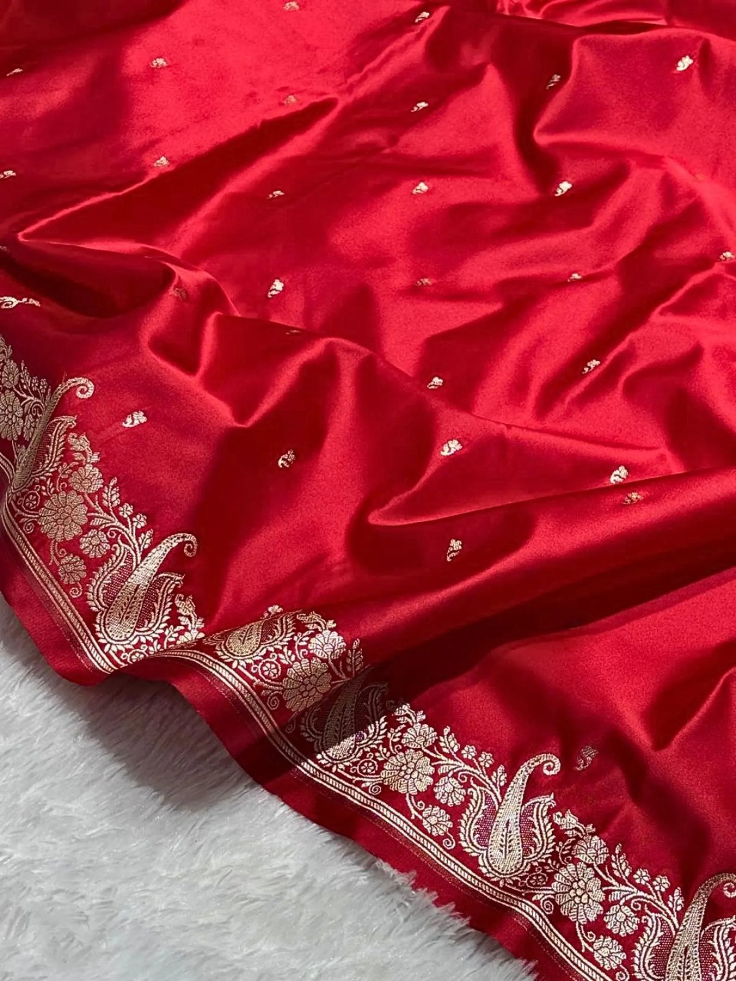 Women's Banarasi Mashru Silk Saree | Zari Woven Border, Festive Wear
