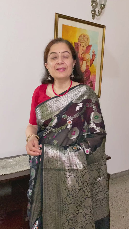 Elegant Banarasi Semi Georgette Saree with Rich Zari Weaving & Traditional Bootis